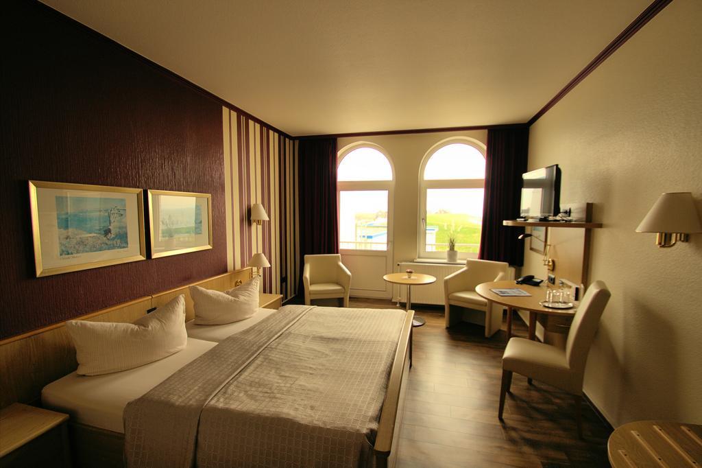 Strandhotel Dagebuell Direkt An Der Nordsee Екстер'єр фото