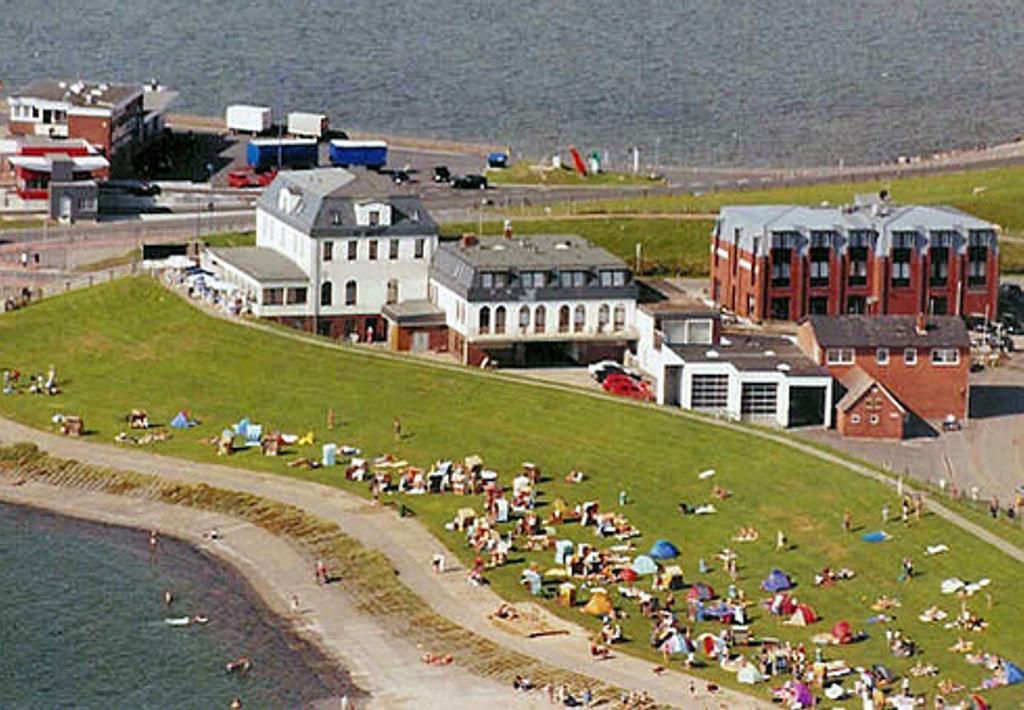 Strandhotel Dagebuell Direkt An Der Nordsee Екстер'єр фото