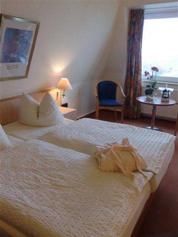 Strandhotel Dagebuell Direkt An Der Nordsee Екстер'єр фото