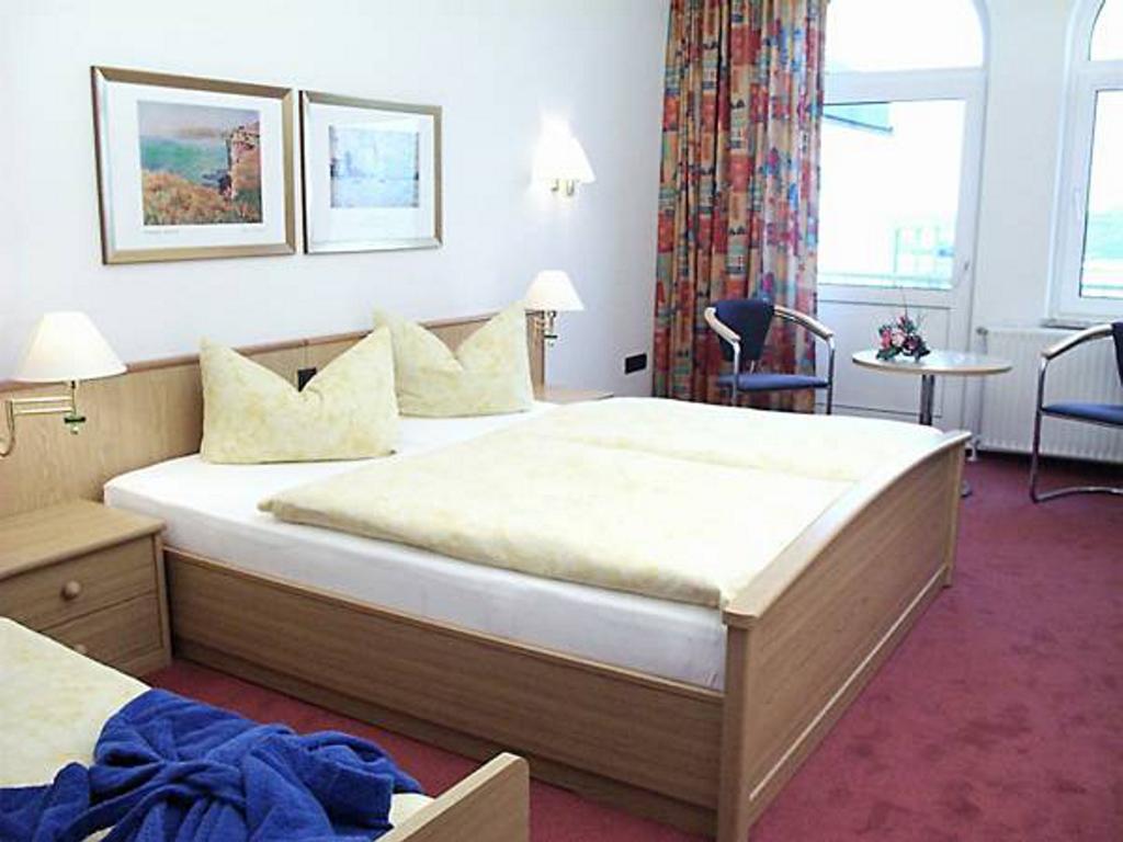 Strandhotel Dagebuell Direkt An Der Nordsee Екстер'єр фото